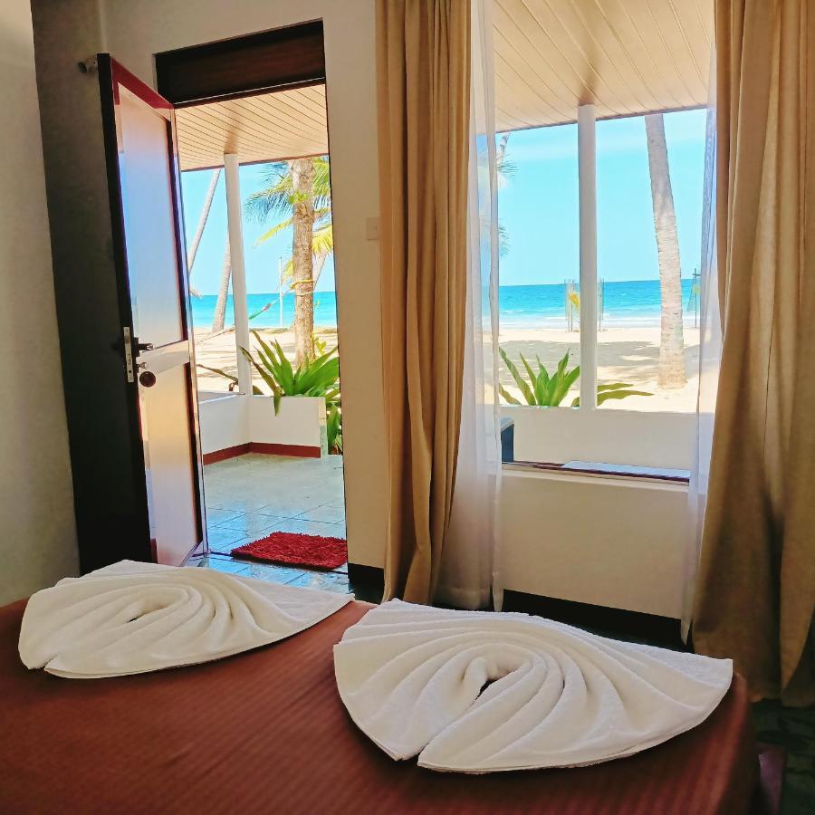 French Garden Pragash Beach Hotel Trincomalee Εξωτερικό φωτογραφία